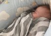 Baby ablegen und im eigenen Bett schlafen lassen